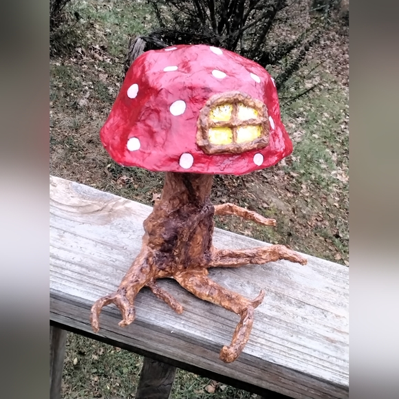 Paper mache tree with bright red mushroom cap..fairy house... - Picture 4 of 7